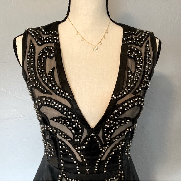 Alice & Olivia designer dress by Stacey Bendet - Picture 5 of 9